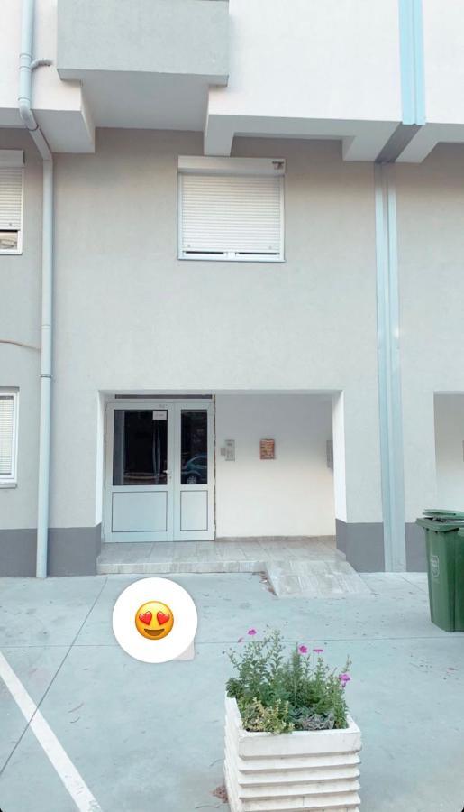 New Cozy Apartment Skopje Exterior foto
